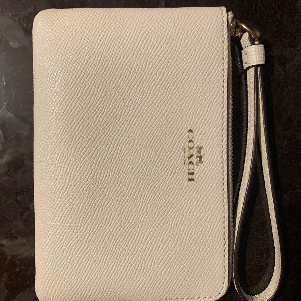 Coach Leather Wristlet Wallet White Pebble Leather